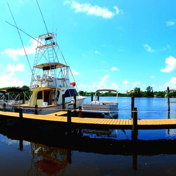 Casey Key Fish House - Seafood Near Me - Osprey, Florida