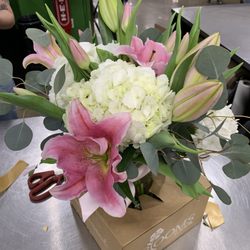 H-E-B Pharmacy - Arrangement by Olivia