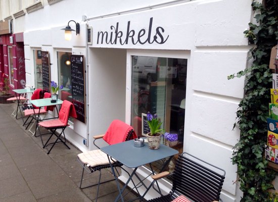 Café Mikkels by null