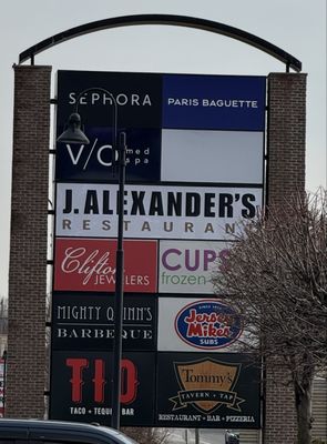 The Promenade Shops at Clifton