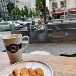 Espresso House - Franzbrötchen & cappuccino