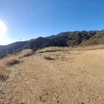Whiting Woods Motorway - Panorama - Hiking Near Me - Glendale, California Whiting Woods Motorway - Panorama - Hiking Near Me - Glendale, California