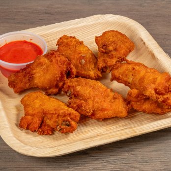 MoMo Mandu - Regular Wings - Himalayan/Nepalese Near Me - Edmond, Oklahoma