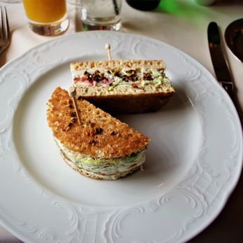 Café Pouchkine - salmon blini sandwich - French Near Me - Paris, 75