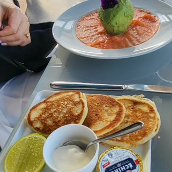 Le Georges - French Near Me - Paris, 75