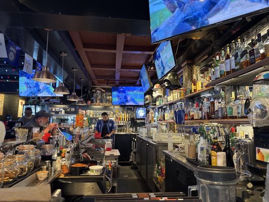 Vogue Tavern by null