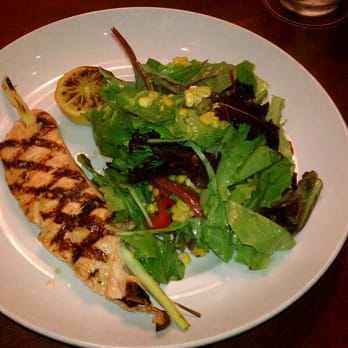 Seasons 52 - Lemongrass Salmon Salad - New American Near Me - Mclean, Virginia