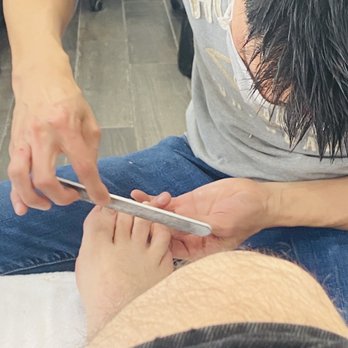 Amazing Nails & Spa - This guy used a worn out emory board on my nails. I was like, REALLY?! You're going to use that during a pandemic?! - Tanning Near Me - Palm Desert, California