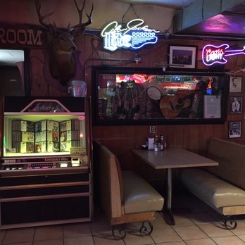 Broken Spoke - Great juke box! - Music Venues Near Me - Austin, Texas Broken Spoke - Great juke box! - Music Venues Near Me - Austin, Texas