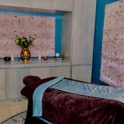 Refuge Massage & Salt Spa - Treatment Room