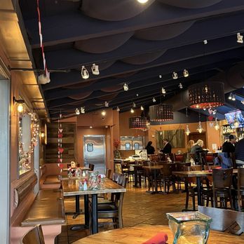 Sur at The Barnyard - Inside - New American Near Me - Carmel, California Sur at The Barnyard - Inside - New American Near Me - Carmel, California