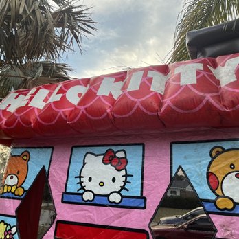 Bounce-A-Roo FUN - Cute bounce house! But FILTHY - Party Supplies Near Me - Jacksonville, Florida
