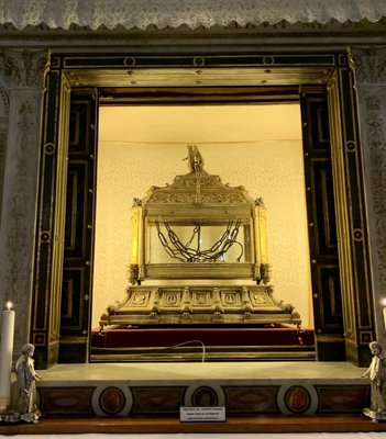 Basilica of San Pietro in Vincoli by null
