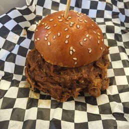 Pulled Pork Sliders