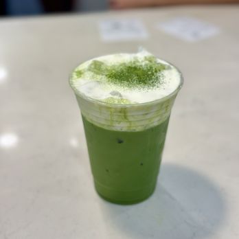 Cafe The Scoop - Matcha Einspanner - Cafes Near Me - Long Beach, California Cafe The Scoop - Matcha Einspanner - Cafes Near Me - Long Beach, California