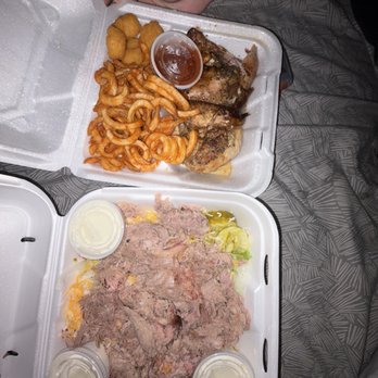 Bones Backstreet BBQ Jemison - Barbecue Salad and Barbecue Chicken Plate - Barbeque Near Me - Jemison, Alabama Bones Backstreet BBQ Jemison - Barbecue Salad and Barbecue Chicken Plate - Barbeque Near Me - Jemison, Alabama
