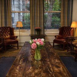 No8 Partnership - Before your appointment, relax in comfort, taking in the ambience of our traditional waiting area