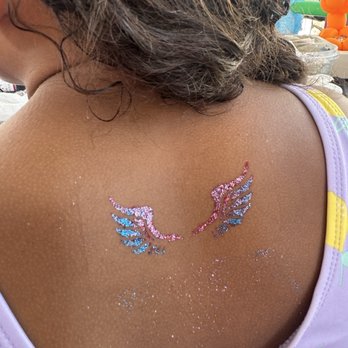 Parties for Peanuts - Glitter tats! Sandy did such a great job! - Clowns Near Me - Saddle Brook, New Jersey