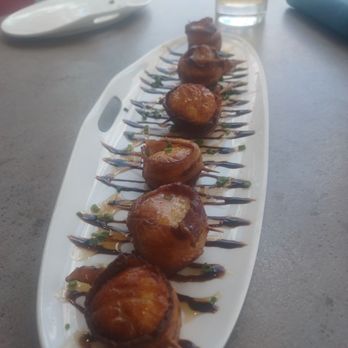 Ogunquit Beach Lobster House - Scallops in bacon - New American Near Me - Ogunquit, Maine