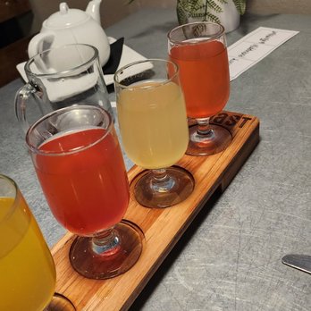 Toast - Mimosa flight - Breakfast & Brunch Near Me - Temecula, California Toast - Mimosa flight - Breakfast & Brunch Near Me - Temecula, California