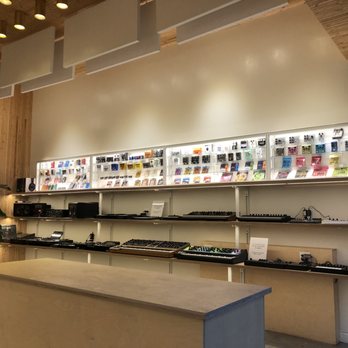 Moog Audio - Musical Instruments & Teachers Near Me - Montreal, Quebec Moog Audio - Musical Instruments & Teachers Near Me - Montreal, Quebec
