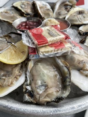 Tony and Joe's Seafood Place by null