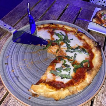 Kitchen 86 - Margherita pizza was pretty tasty! Would definitely order this again. - Bars Near Me - Palm Desert, California