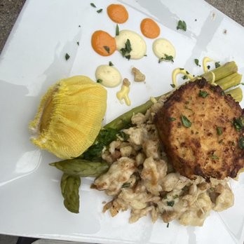 Bavarian Inn - Bavarian Inn Crab Cakes - Hotels Near Me - Shepherdstown, West Virginia Bavarian Inn - Bavarian Inn Crab Cakes - Hotels Near Me - Shepherdstown, West Virginia