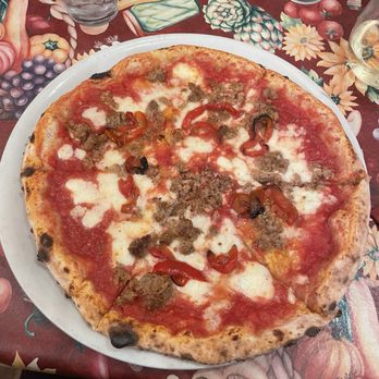 Pizzeria Rustica - Salsiccia (I think)! Red sauce, peppers, & fennel sausage. Absolutely incredible! - Pizza Near Me - Colorado Springs, Colorado Pizzeria Rustica - Salsiccia (I think)! Red sauce, peppers, & fennel sausage. Absolutely incredible! - Pizza Near Me - Colorado Springs, Colorado