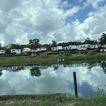 Cosmic Duck RV Park - Camp ground with Pond. - RV Parks Near Me - Rockdale, Texas Cosmic Duck RV Park - Camp ground with Pond. - RV Parks Near Me - Rockdale, Texas