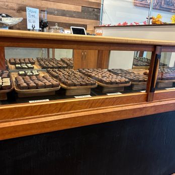 Gearhart’s Fine Chocolates - Plenty options for visual selection - Chocolatiers & Shops Near Me - Glen Allen, Virginia Gearhart’s Fine Chocolates - Plenty options for visual selection - Chocolatiers & Shops Near Me - Glen Allen, Virginia