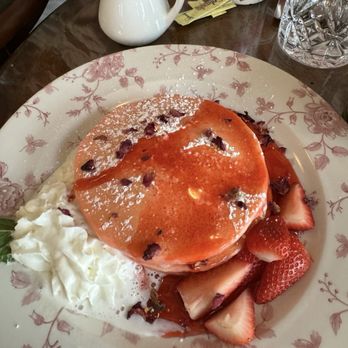 Little Hen - Rose pancakes - Breakfast & Brunch Near Me - Miami, Florida Little Hen - Rose pancakes - Breakfast & Brunch Near Me - Miami, Florida