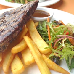 The Elephant Arms - Good size and great value...taste wise 3/5.