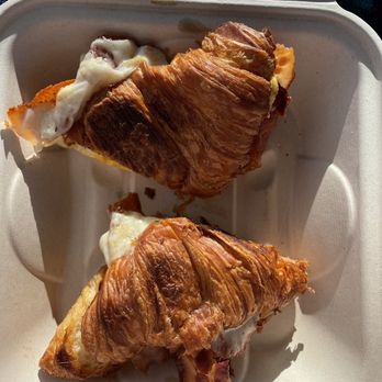 Kai Bar Coffee Roasters - Croi-Sean-Wich split in half - Coffee Roasteries Near Me - Kilauea, Hawaii Kai Bar Coffee Roasters - Croi-Sean-Wich split in half - Coffee Roasteries Near Me - Kilauea, Hawaii