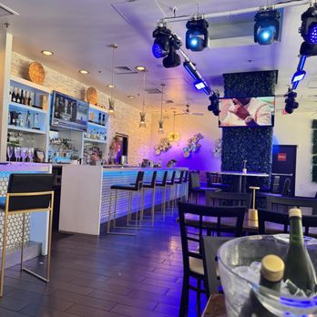 Eola Lounge - Tapas/Small Plates Near Me - Orlando, Florida