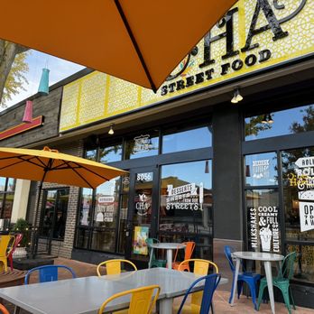CHA Street Food - Outdoor seating - Coffee & Tea Near Me - Tysons, Virginia