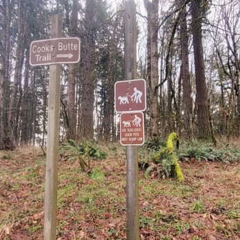 Cooks Butte Park - Hiking Near Me - Lake Oswego, Oregon Cooks Butte Park - Hiking Near Me - Lake Oswego, Oregon