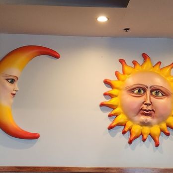 Cinco De Mayo Tex-Mex Grill - Great decor. - Tex-Mex Near Me - Bristow, Virginia Cinco De Mayo Tex-Mex Grill - Great decor. - Tex-Mex Near Me - Bristow, Virginia