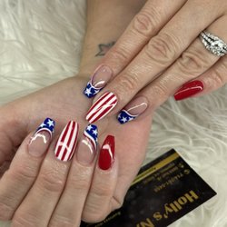 Holly’s Nails