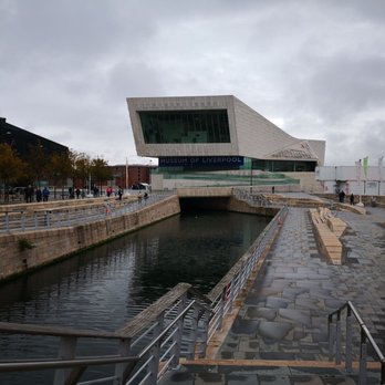 Liverpool Pier Head - Landmarks & Historical Buildings Near Me - Liverpool, XMS