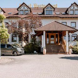Hotel Empfinger Hof - Exterior