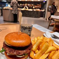 Finnair Premium Lounge