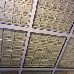 Mail Boxes Etc - Our Mail Boxes with services. Scanning, redirection and storage of mail, etc. etc.