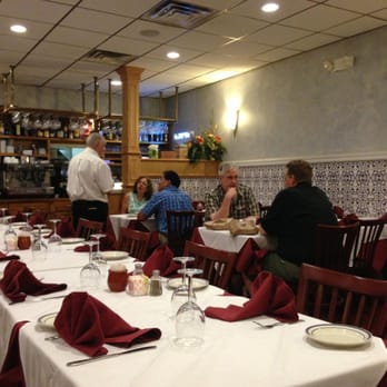 Seabra Marisqueira - Big dining room - nice tiles like in Portugal - Portuguese Near Me - Newark, New Jersey Seabra Marisqueira - Big dining room - nice tiles like in Portugal - Portuguese Near Me - Newark, New Jersey