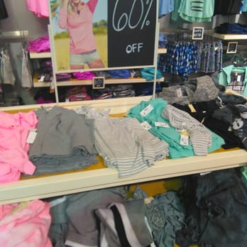 Aéropostale - Awesome sales - Accessories Near Me - Stockton, California