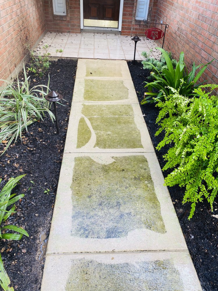 Slide of Caledonia Cleaning Services