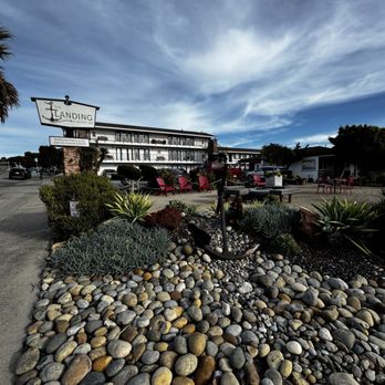 The Landing at Morro Bay - Hotels Near Me - Morro Bay, California