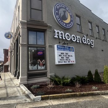 Moon Dog Brick Oven - Building - Pizza Near Me - Big Stone Gap, Virginia Moon Dog Brick Oven - Building - Pizza Near Me - Big Stone Gap, Virginia