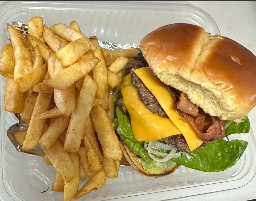 Food from Squeaky's Food Truck