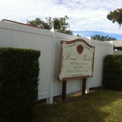 Bread and Roses Woman's Health Center